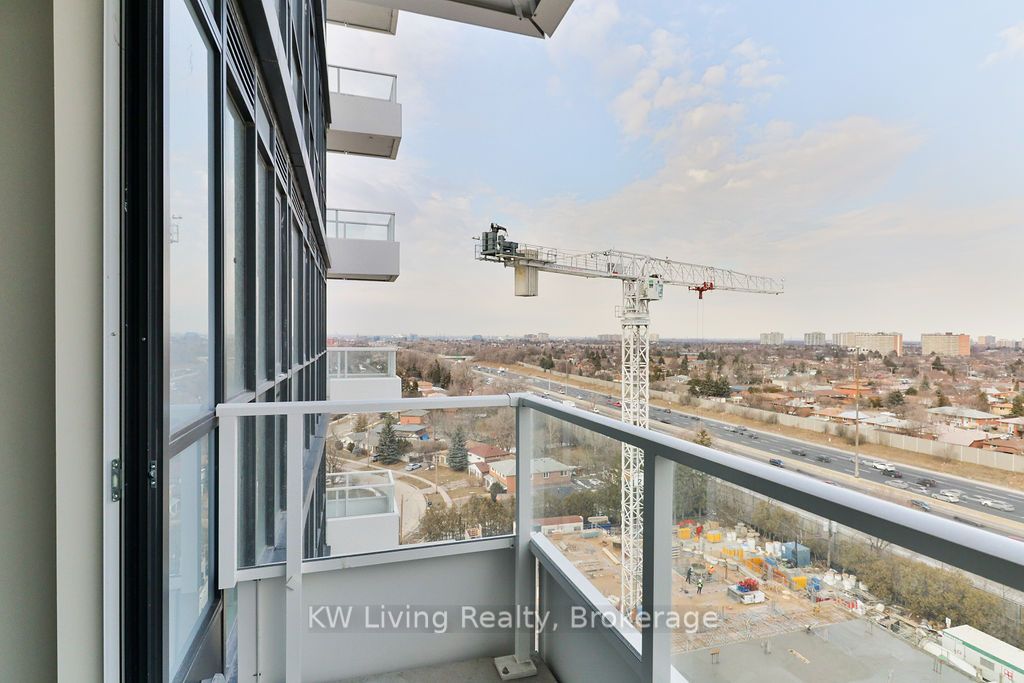 1210 – 180 Fairview Mall Drive